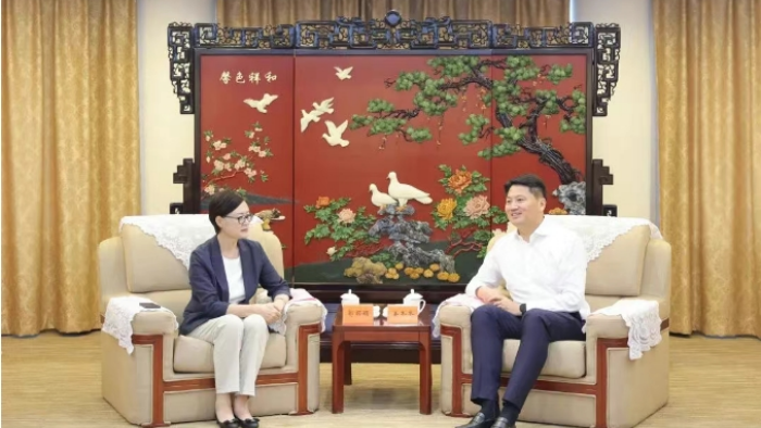 姜冬冬会见上海市旅游行业协会一行